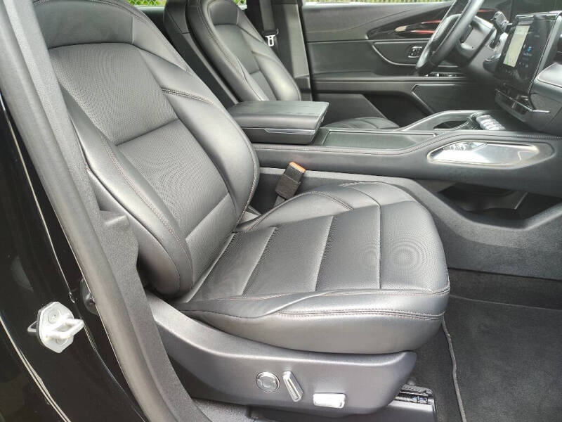 2025 Lincoln Nautilus Hybrid Premiere