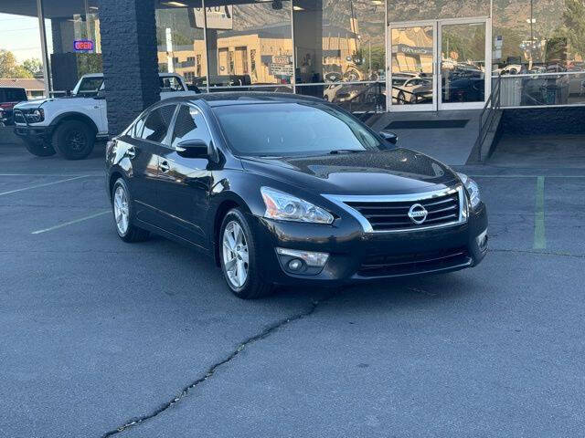 2015 Nissan Altima for sale at Axio Auto Boise in Boise, ID