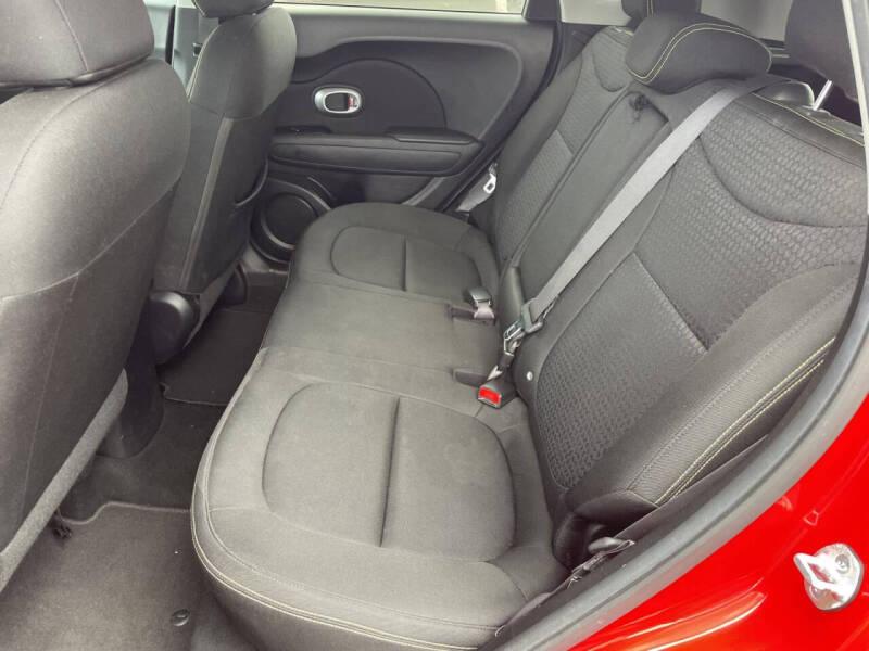 2015 Kia Soul +