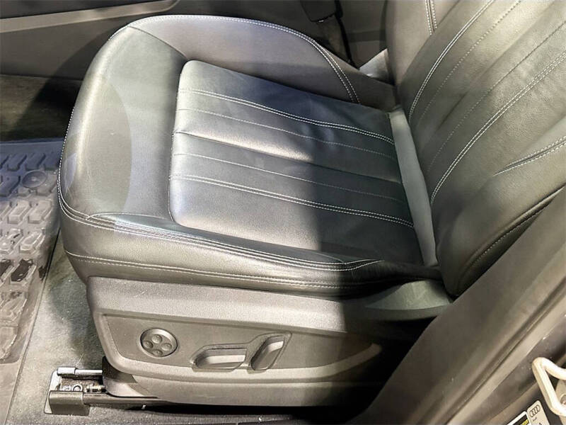 2022 Audi Q5 quattro S line Prem Plus 45 TFSI