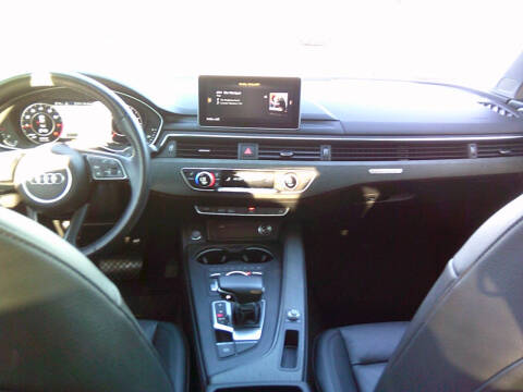 2018 Audi A4 2.0T quattro Premium Plus