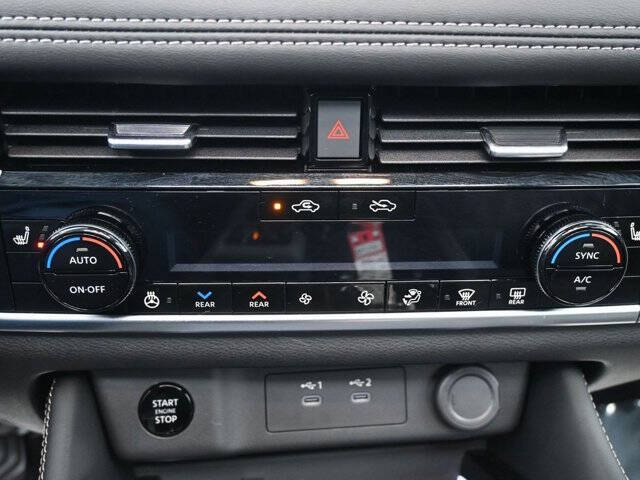 2025 Nissan Rogue Platinum