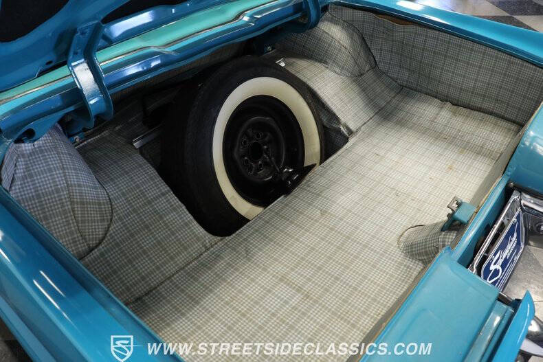 1958 Ford Thunderbird