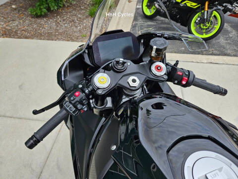 2026 BMW S 1000 RR