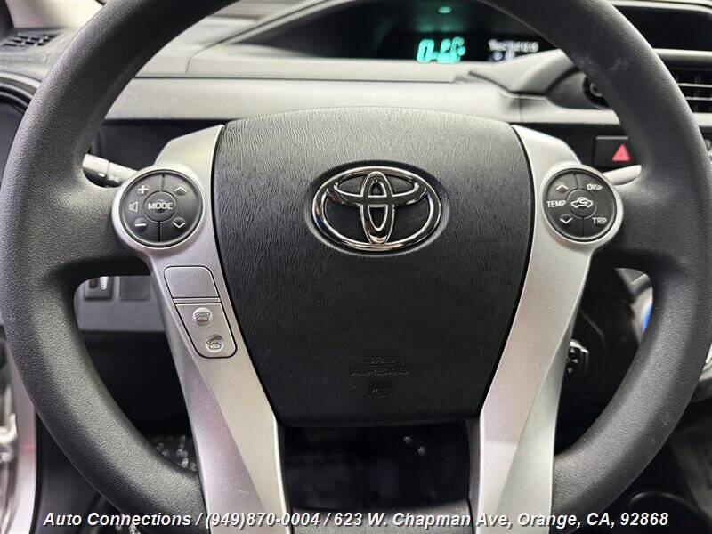 2013 Toyota Prius c Two