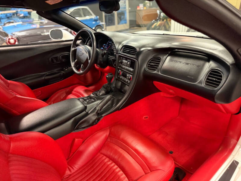 2004 Chevrolet Corvette