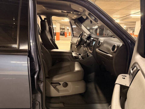 2003 Ford Expedition XLT