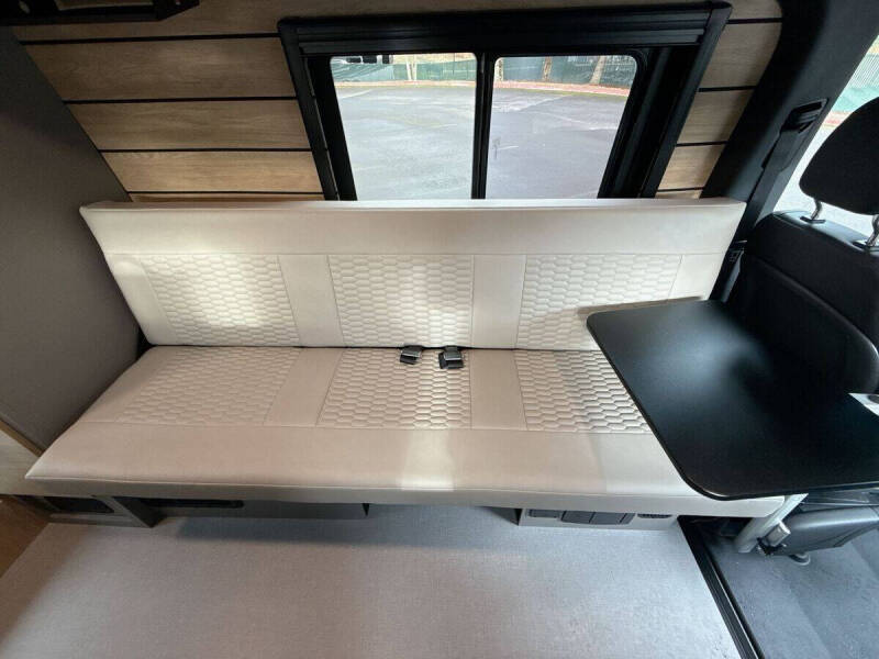 2025 Mercedes-Benz Sprinter