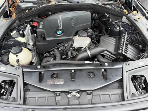 2013 BMW 5 Series 528i