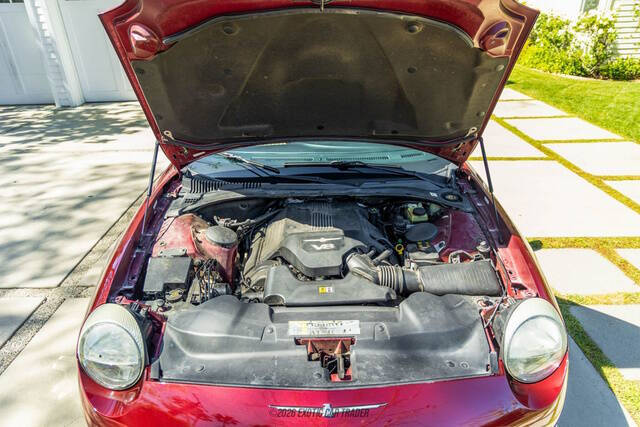 2004 Ford Thunderbird Deluxe
