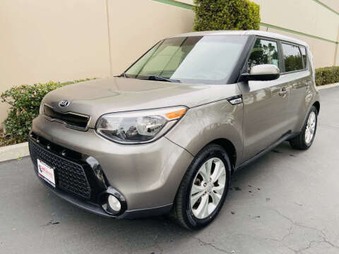 2016 Kia Soul for sale at CARLIFORNIA AUTO WHOLESALE in San Bernardino CA