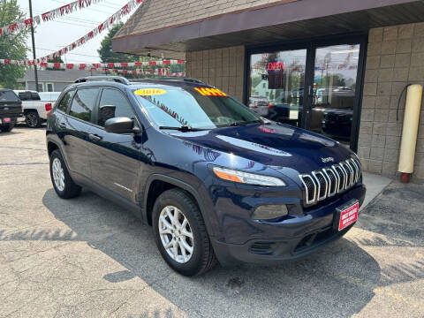 2016 Jeep Cherokee for sale at West College Auto Sales in Menasha WI