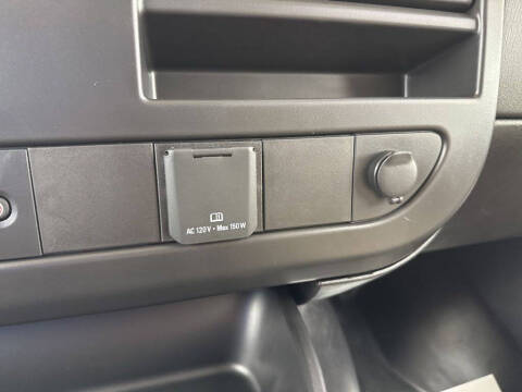 2025 Chevrolet Express 2500