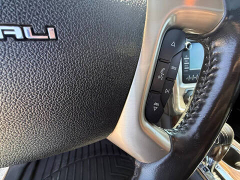 2016 GMC Acadia Denali