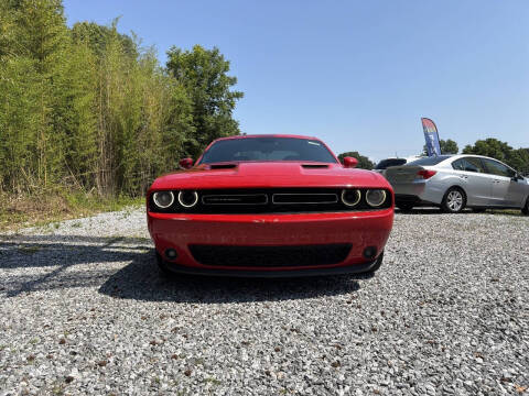 2015 Dodge Challenger SXT Plus