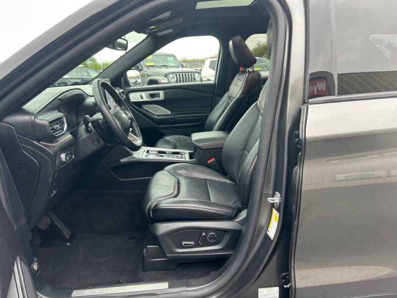 2020 Ford Explorer Platinum