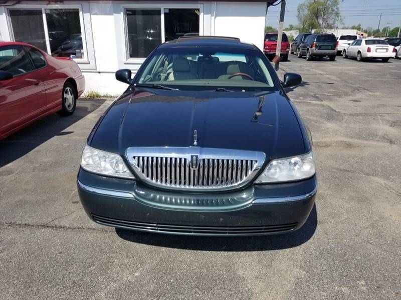 2004 Lincoln Town Car for sale at All State Auto Sales, INC in Kentwood MI