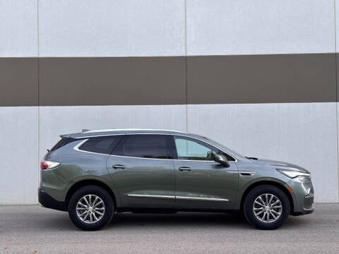 2022 Buick Enclave Essence
