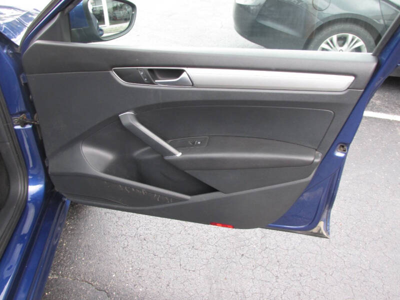 2016 Volkswagen Passat 1.8T S