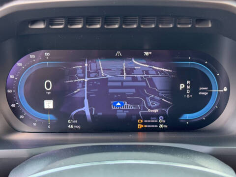 2024 Volvo XC90 Recharge T8 Ultimate Bright Theme 7P