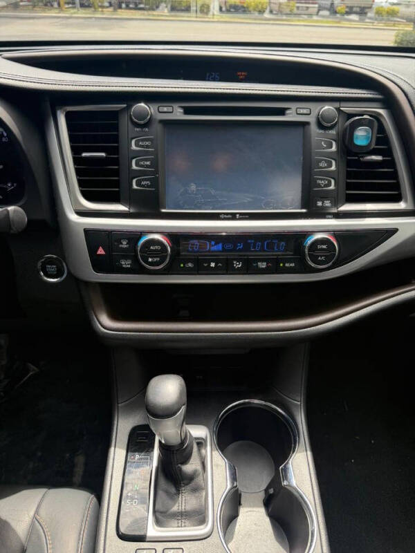 2015 Toyota Highlander XLE