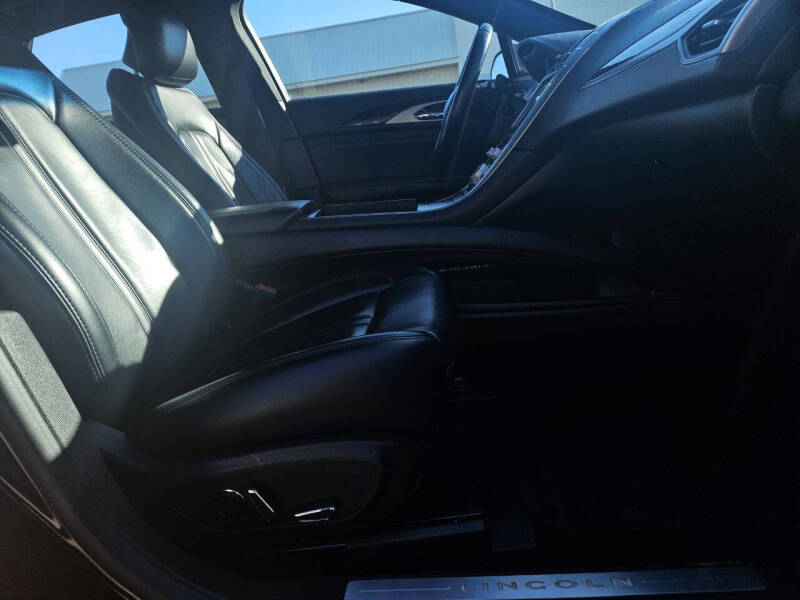 2018 Lincoln MKZ Select