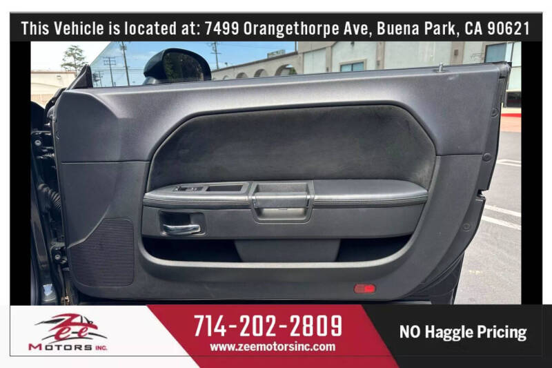 2010 Dodge Challenger SRT8