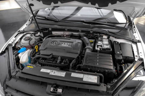 2019 Volkswagen Golf R 4Motion