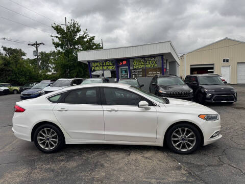 2017 Ford Fusion SE