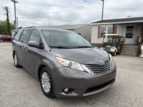 2011 Toyota Sienna XLE 8-Passenger