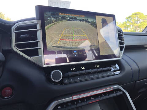 2025 Toyota Tundra Platinum HV