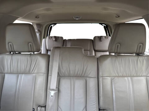 2016 Lincoln Navigator Select