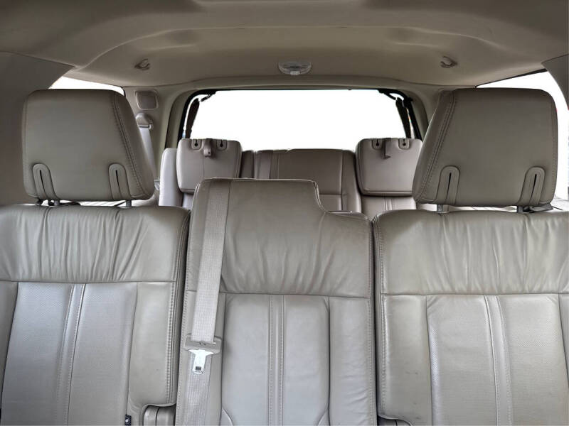 2016 Lincoln Navigator Select