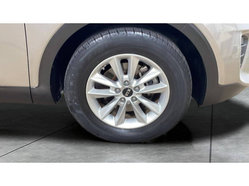 2019 Kia Sorento LX V6