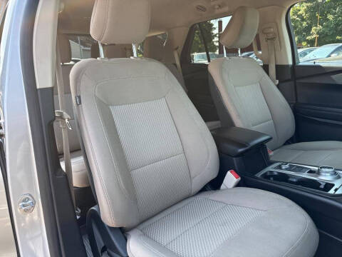 2020 Ford Explorer