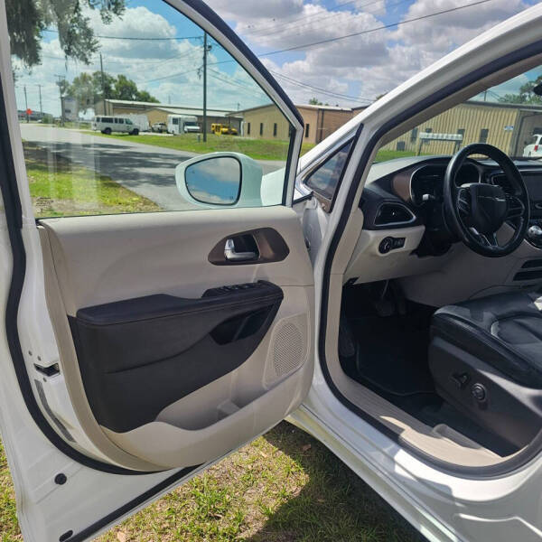 2018 Chrysler Pacifica Touring L