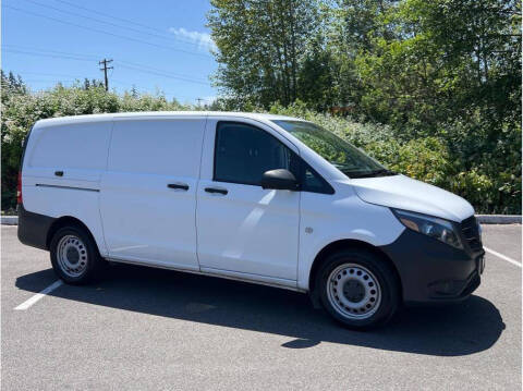 2017 Mercedes-Benz Metris