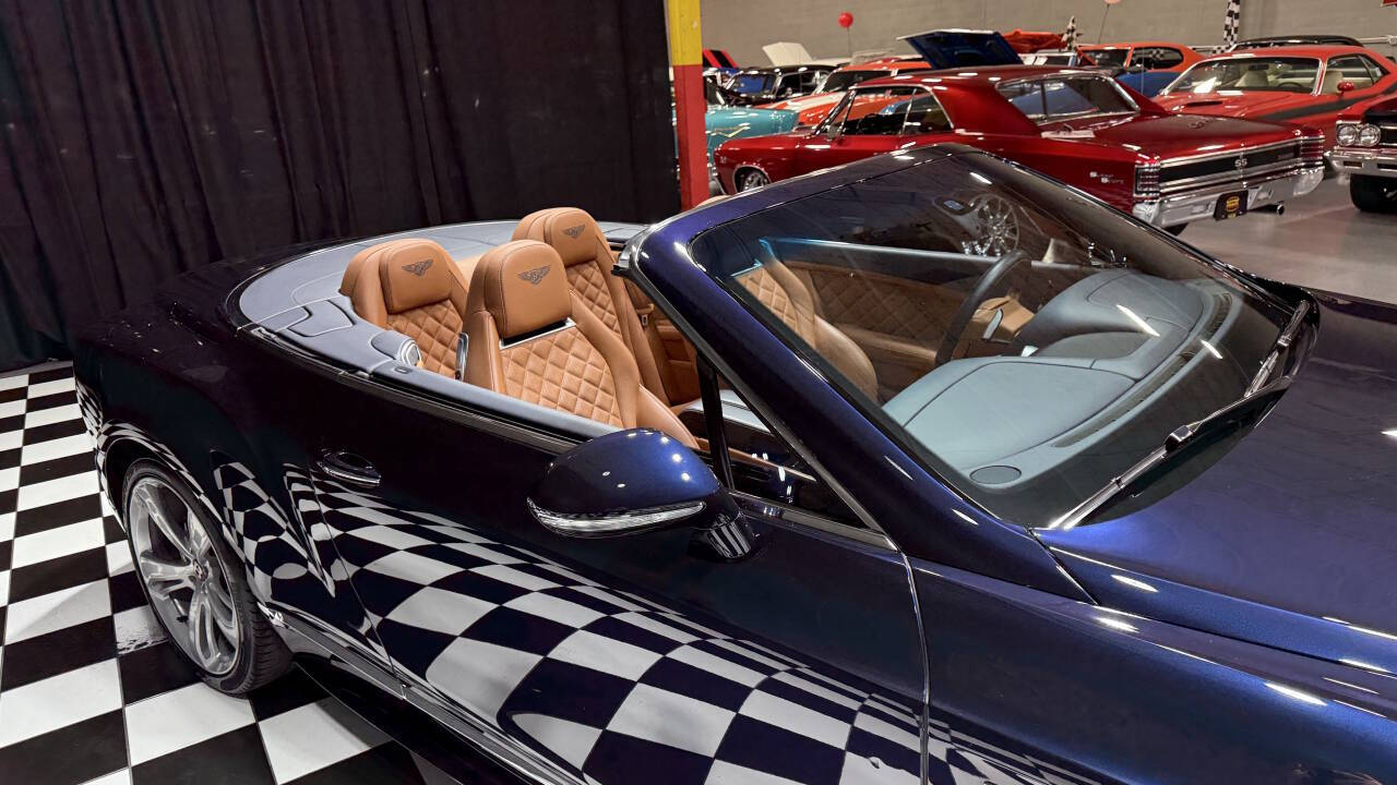 2016 Bentley Continental 33