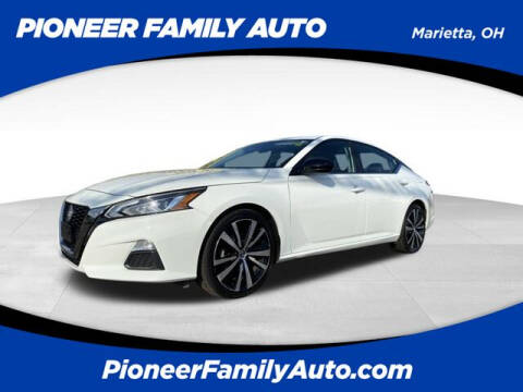 2020 Nissan Altima for sale at Pioneer Family Preowned Autos of WILLIAMSTOWN in Williamstown WV