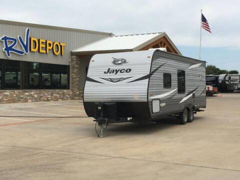 2021 Jayco JAYFLIGHT 224BH for sale at Ultimate RV in White Settlement TX