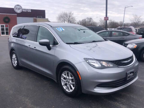2017 Chrysler Pacifica Touring