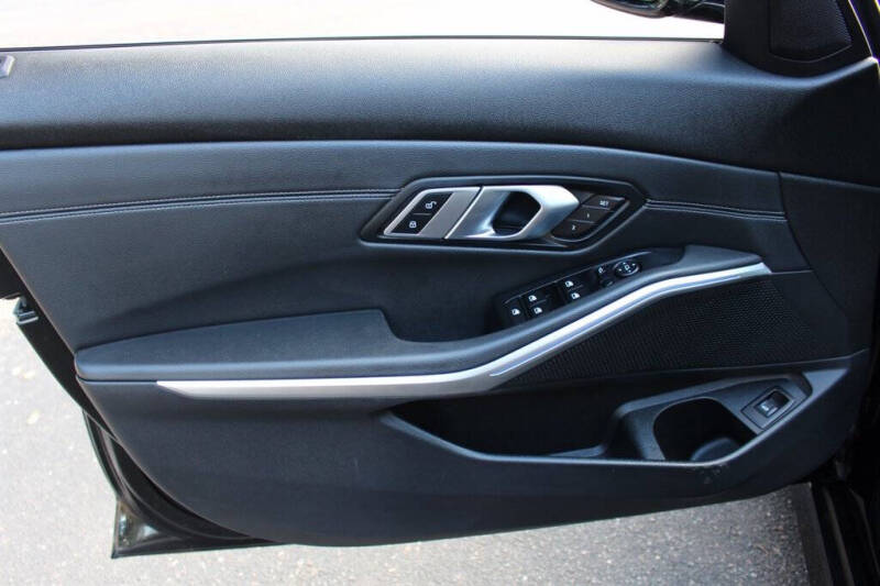 2021 BMW 3 Series 330i