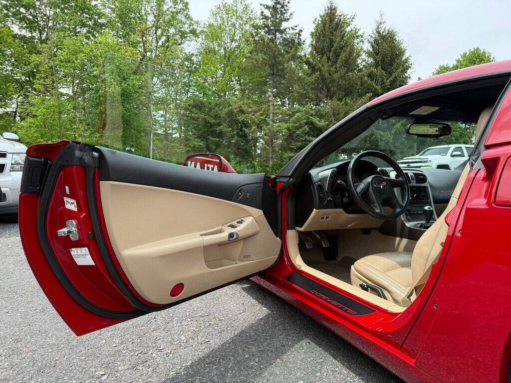 2005 Chevrolet Corvette 22