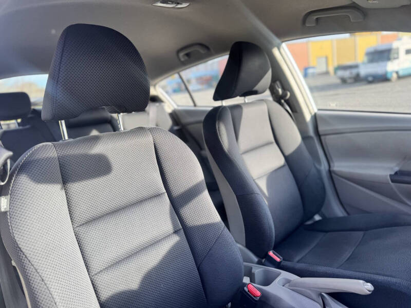 2010 Honda Insight LX