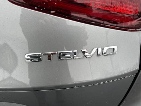 2021 Alfa Romeo Stelvio Ti