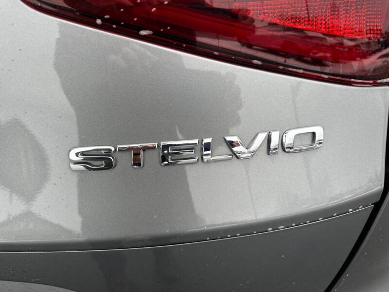 2021 Alfa Romeo Stelvio Ti