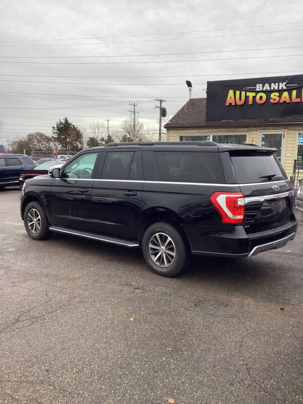 2021 Ford Expedition XLT photo 2