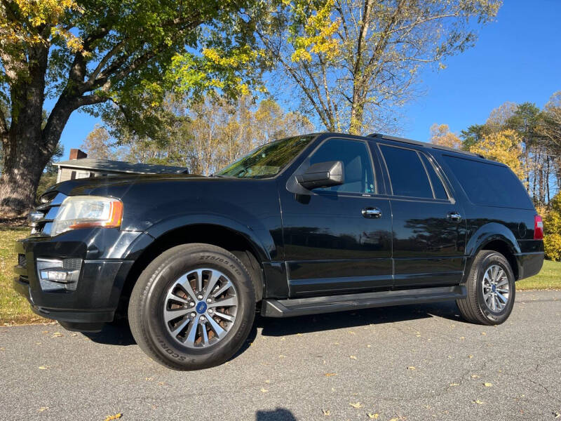 2017 Ford Expedition XLT photo 9