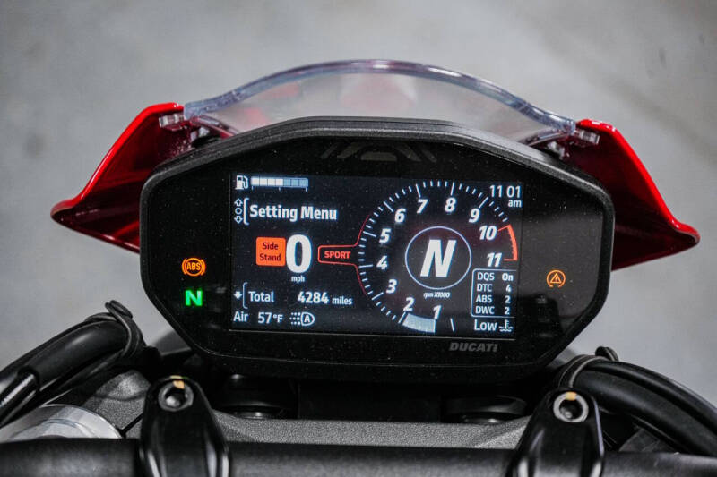 2021 Ducati Monster