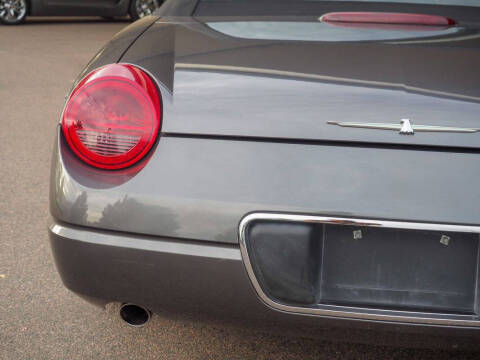 2003 Ford Thunderbird